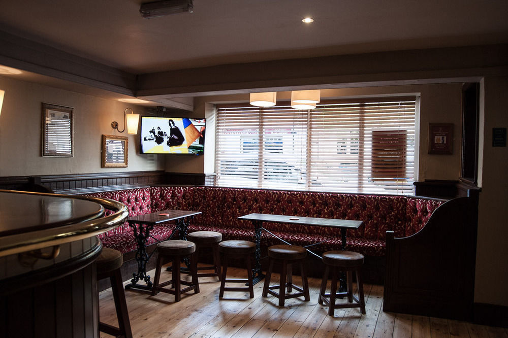 The Coach And Horses Hotel Hexham Eksteriør billede